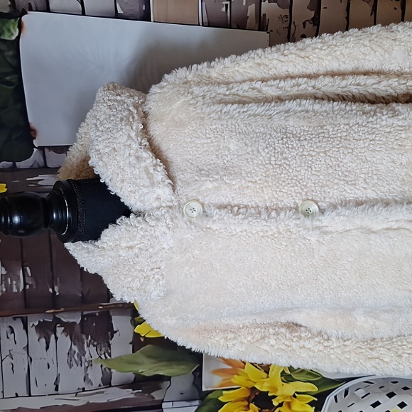 Blue Duck XL Shearling reversible coat, soft real fur, and sheepskin. - Picture 8 of 12